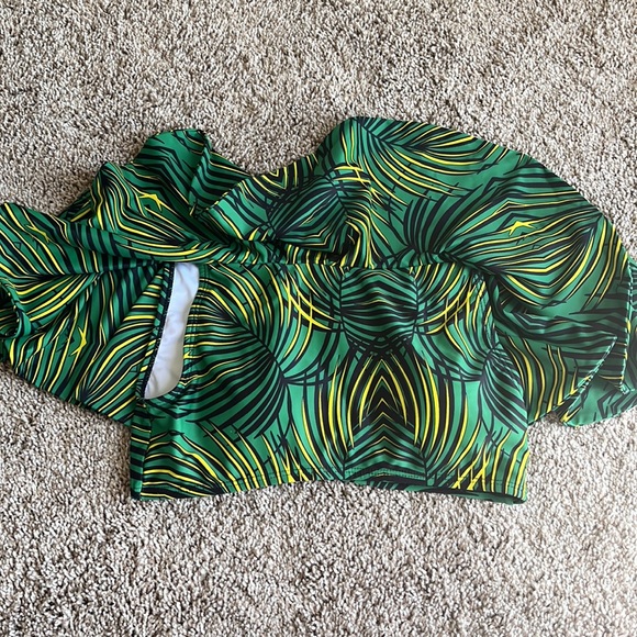 Kingdom state off shoulder bikini top - Picture 3 of 5